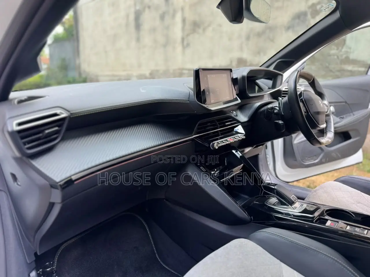 Peugeot 208 2021 Pearl