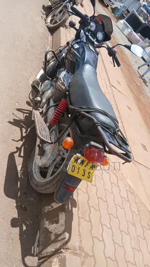 TVS HLX Plus ES 2019 Black