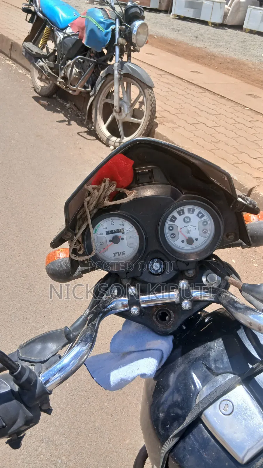 TVS HLX Plus ES 2019 Black