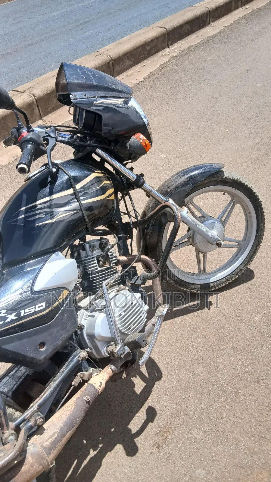 TVS HLX Plus ES 2019 Black