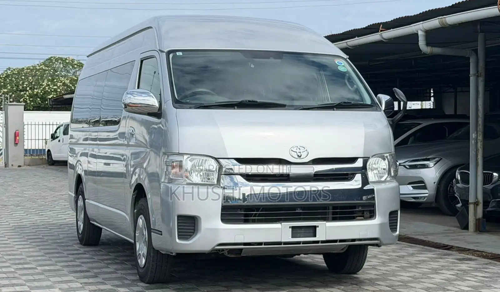 Toyota HiAce 2019 Silver
