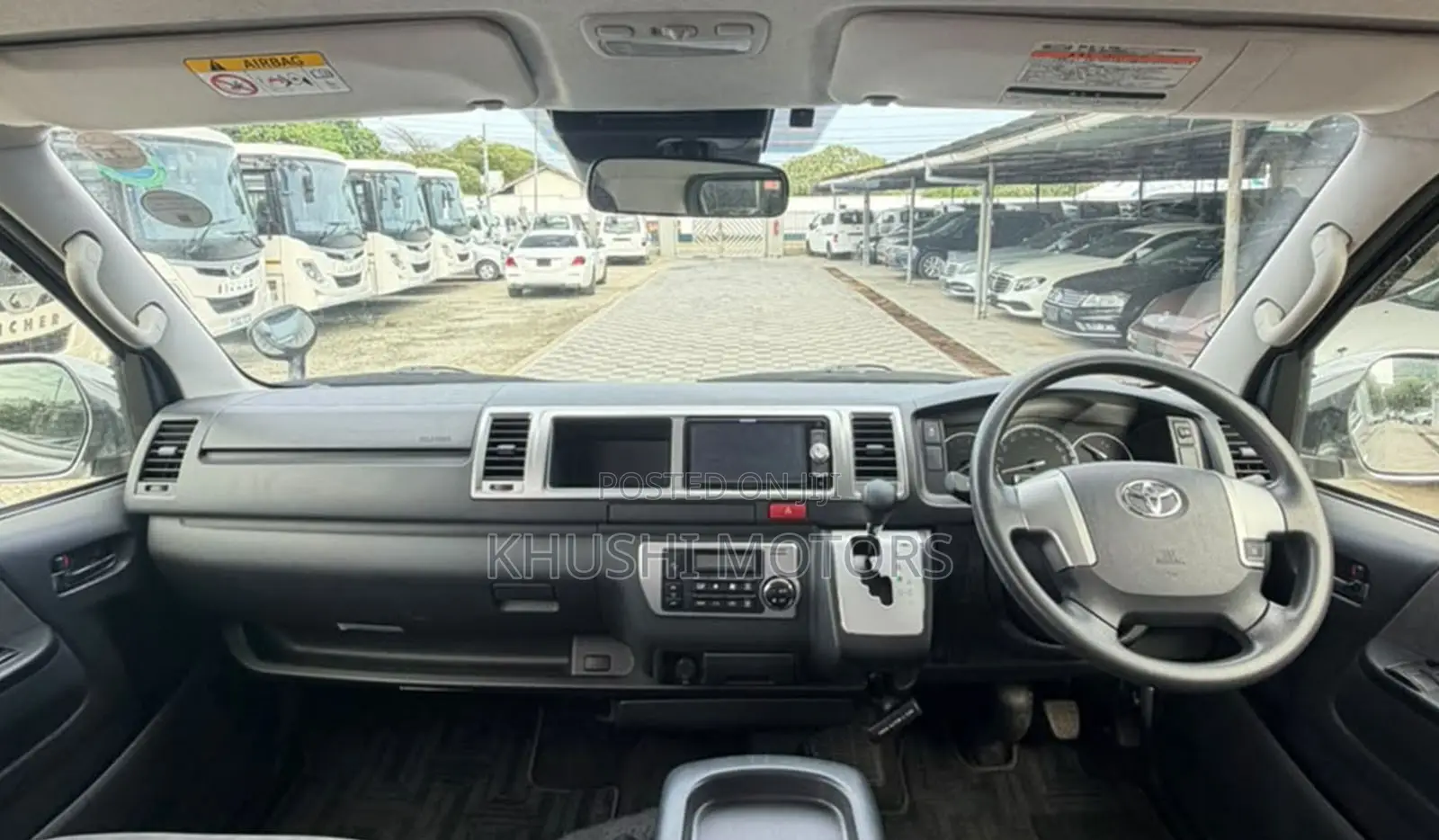 Toyota HiAce 2019 Silver