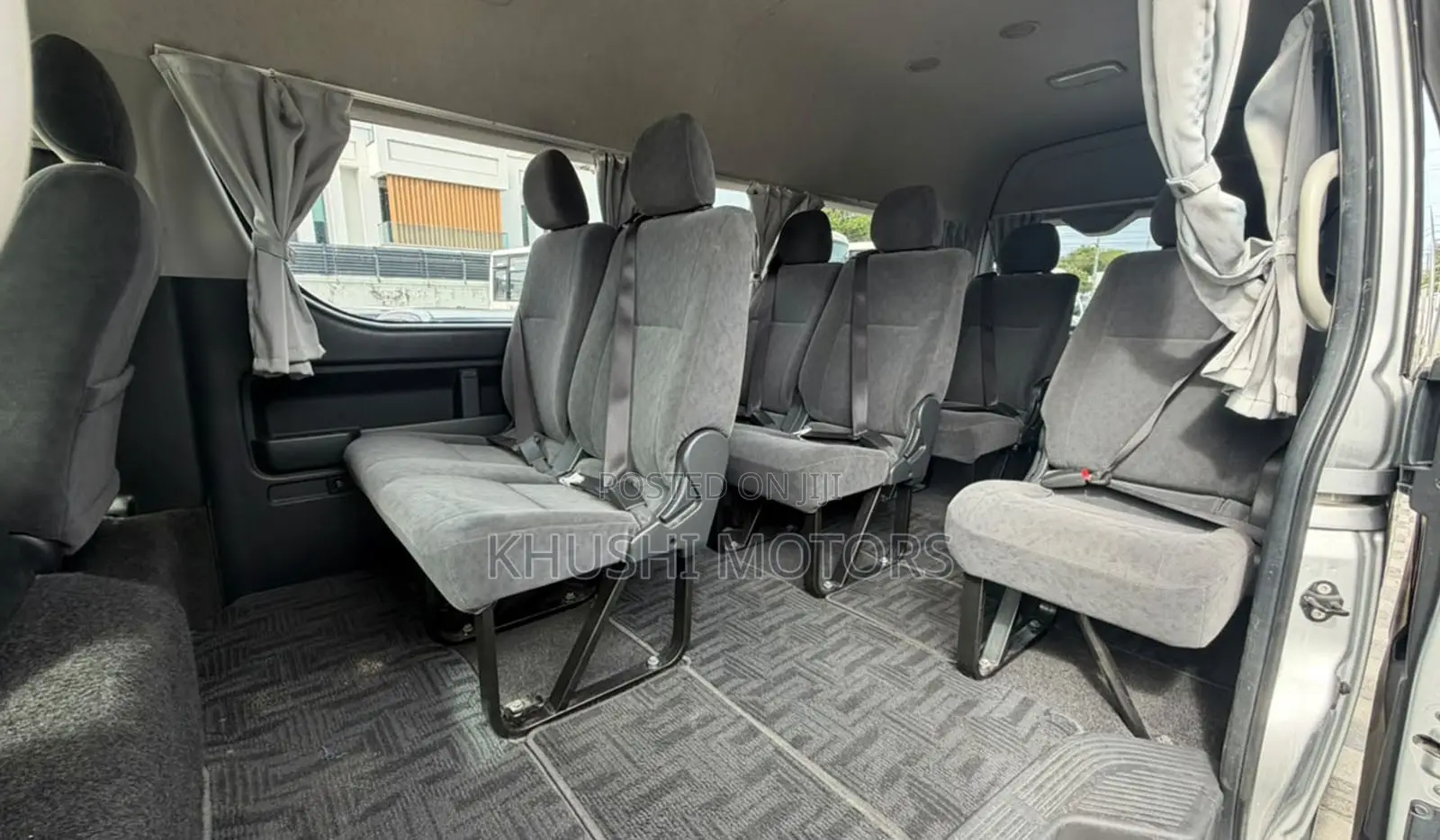 Toyota HiAce 2019 Silver