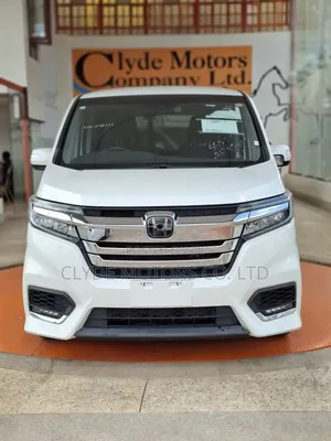 Honda Stepwgn 2019 White