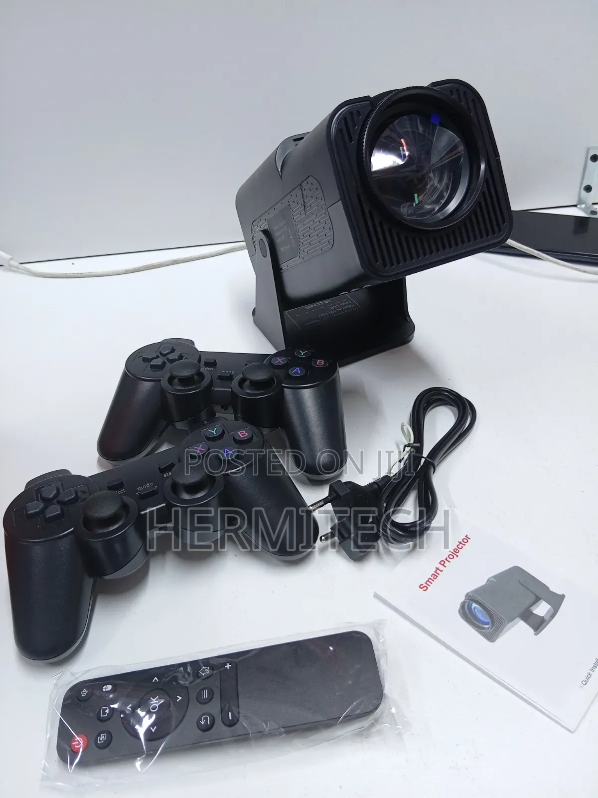 HY320 Android Smart Projector for Streaming and Gaming Entertainment