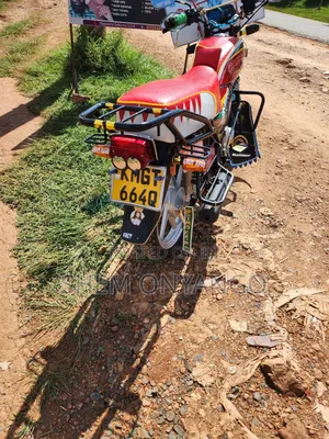 Honda 2025 Red