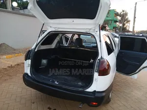 Nissan Advan 2005 White