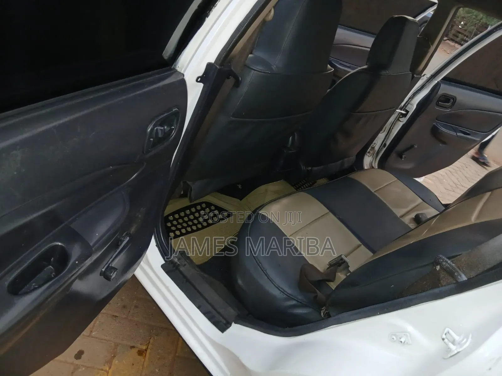 Nissan Advan 2005 White