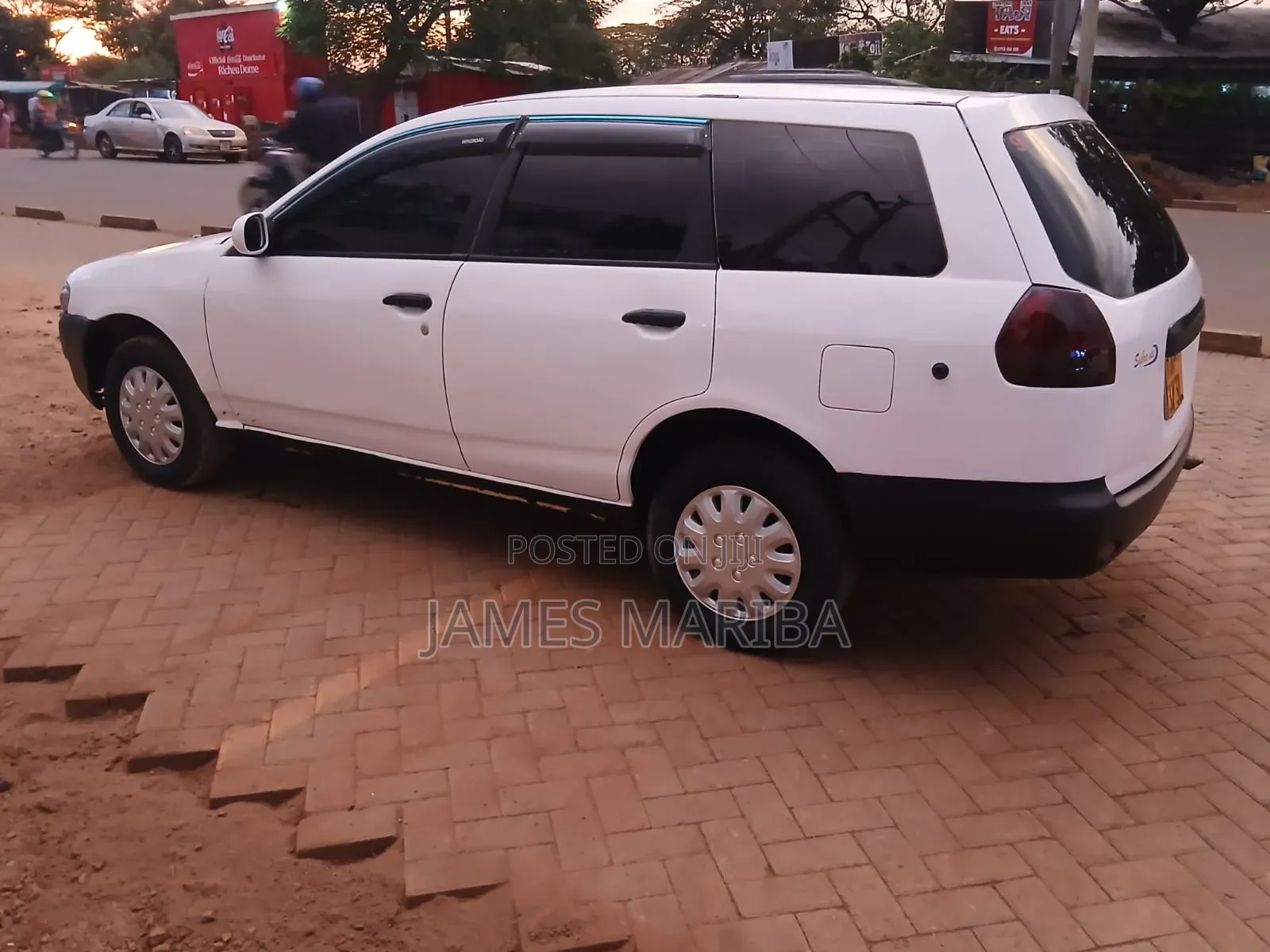 Nissan Advan 2005 White