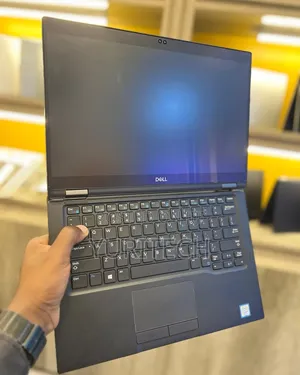 Laptop Dell Latitude 7390 16GB Intel Core i7 SSD 256GB