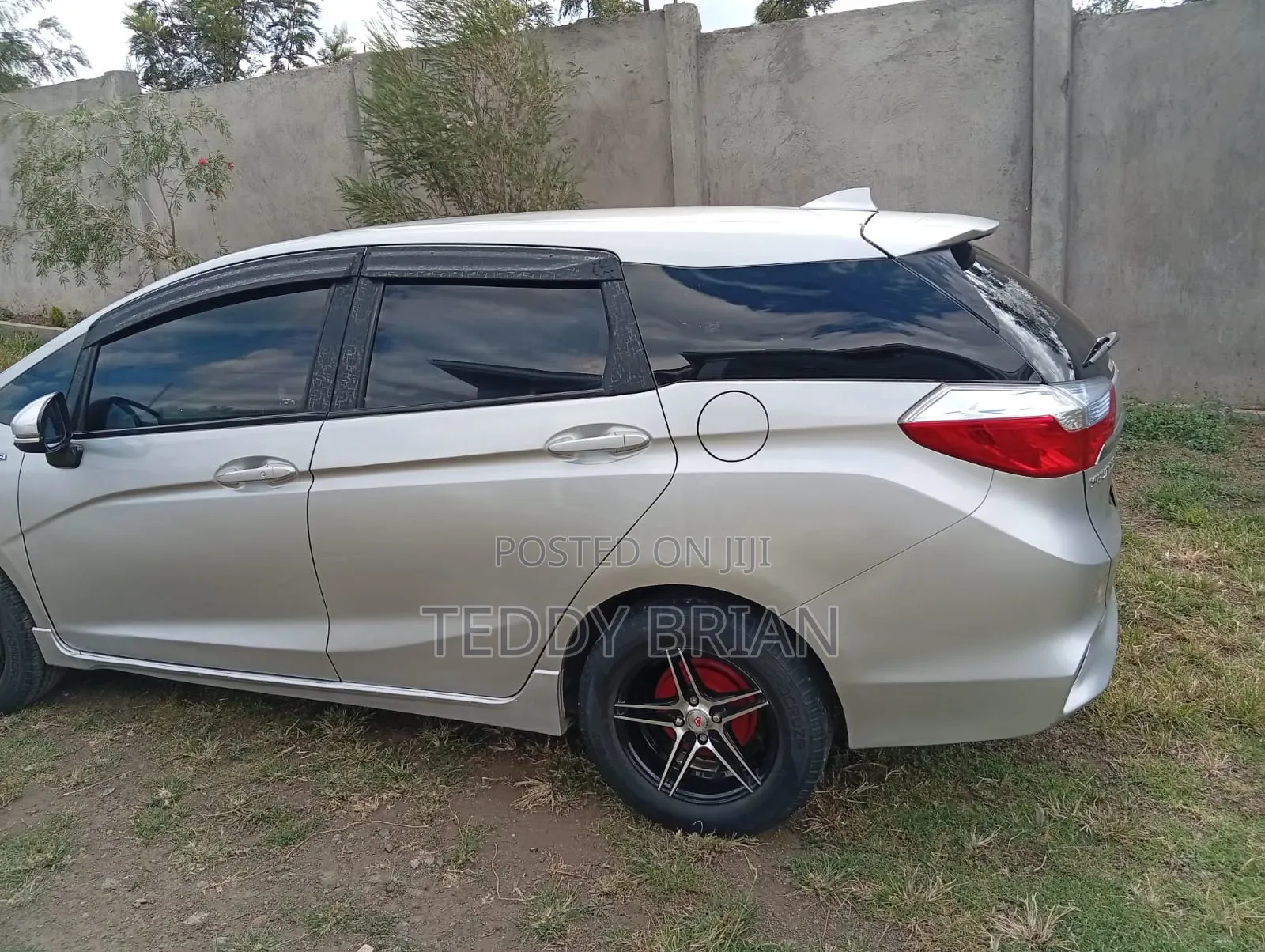 Honda Shuttle 2021 Gray