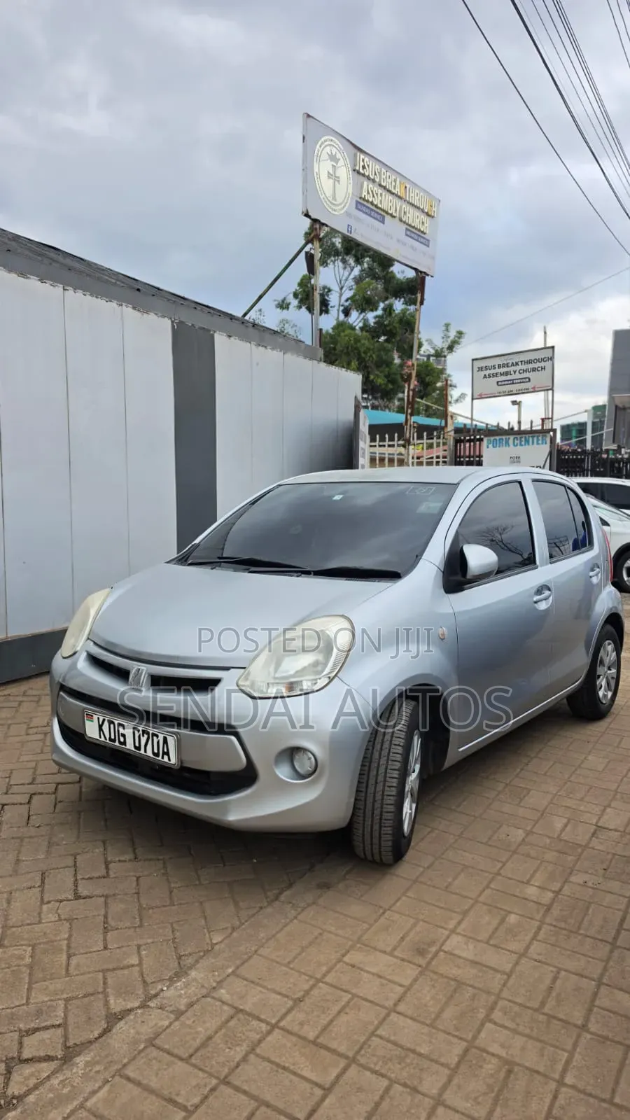 Toyota Passo 2015 Silver