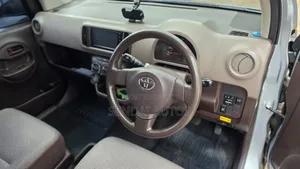 Toyota Passo 2015 Silver
