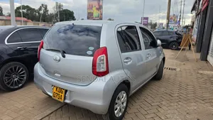 Toyota Passo 2015 Silver