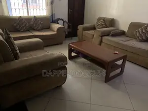 7 Seater Used in Good Condition