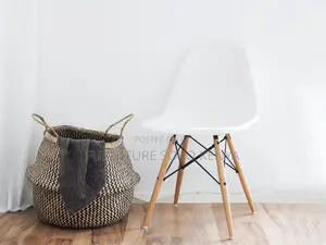 Dining Chair: Eames-Style Dining Chair