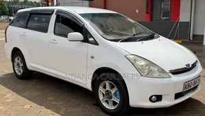 Toyota Wish 2005 White