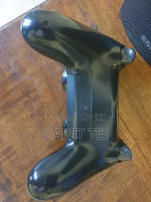 PS4 Controller