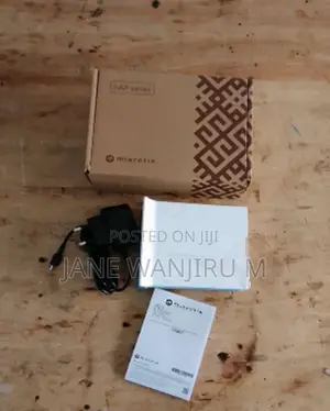 MikroTik RB941 4-Port WiFi Router – Reliable Wireless Connectivity