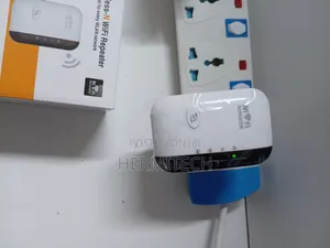 Plug-in WiFi Repeater for Convenient Wireless Signal Boosting
