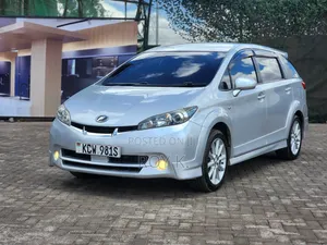 Toyota Wish 2012 Silver