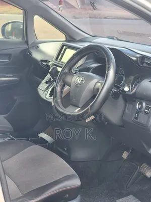 Toyota Wish 2012 Silver