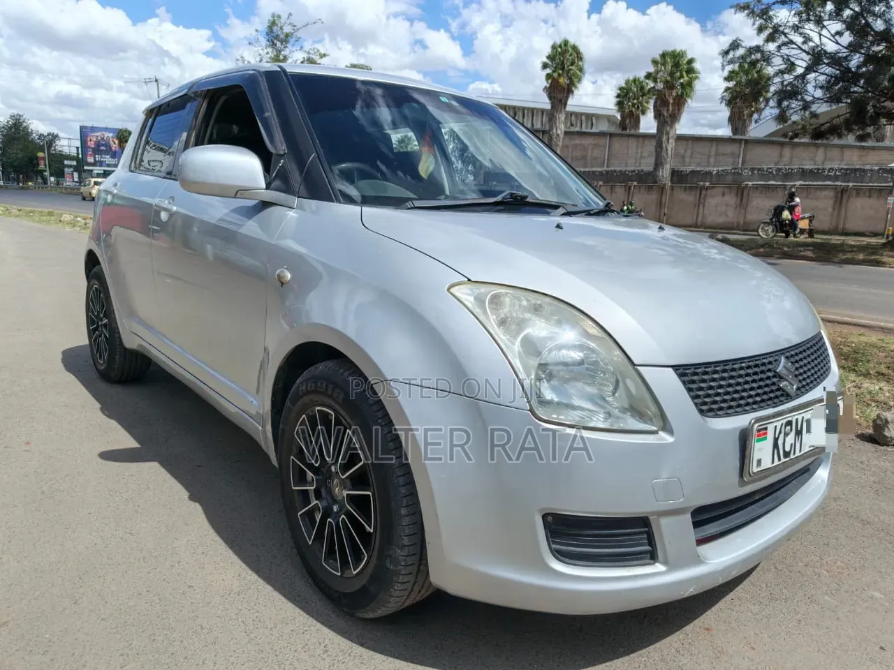Suzuki Swift 2010 Silver