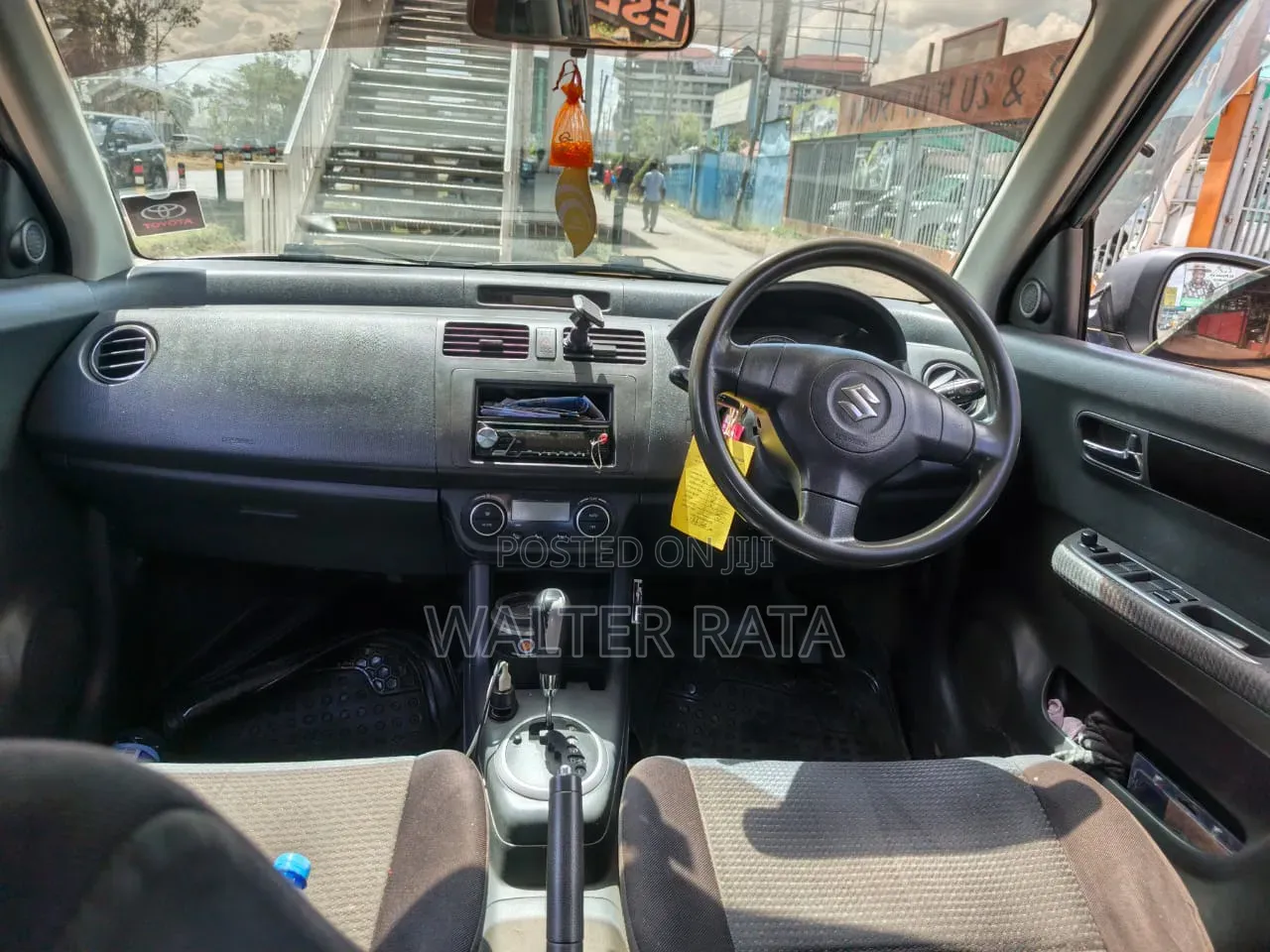 Suzuki Swift 2010 Silver
