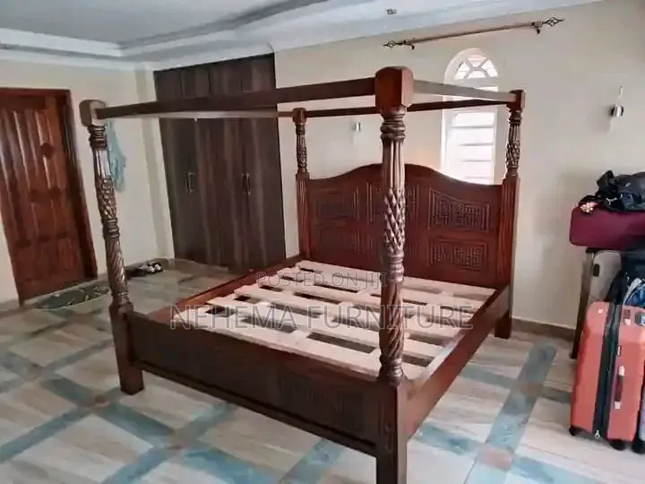 Poster Bed