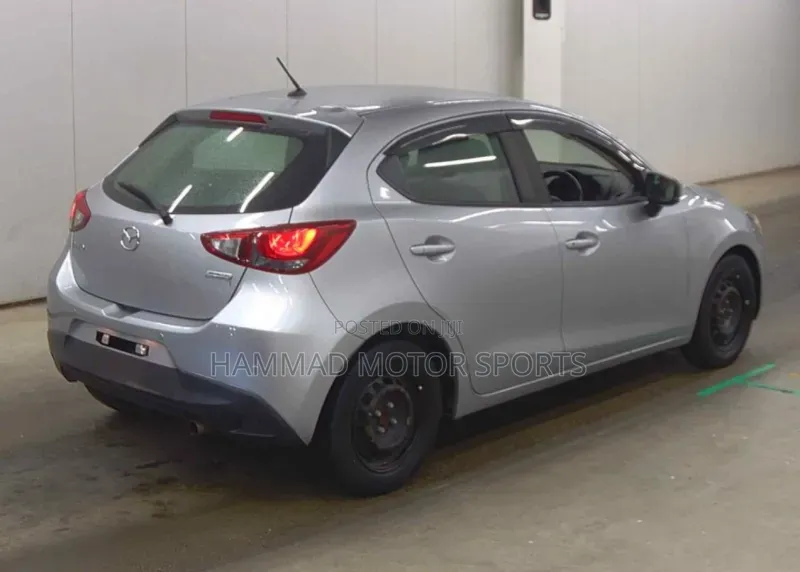 Mazda Demio 2019 Silver