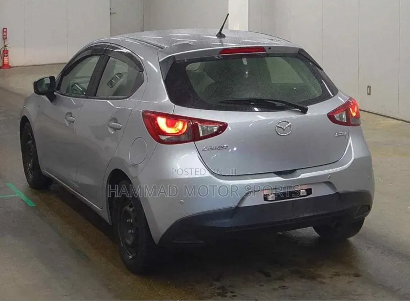 Mazda Demio 2019 Silver