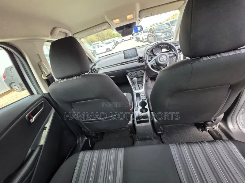 Mazda Demio 2019 Silver