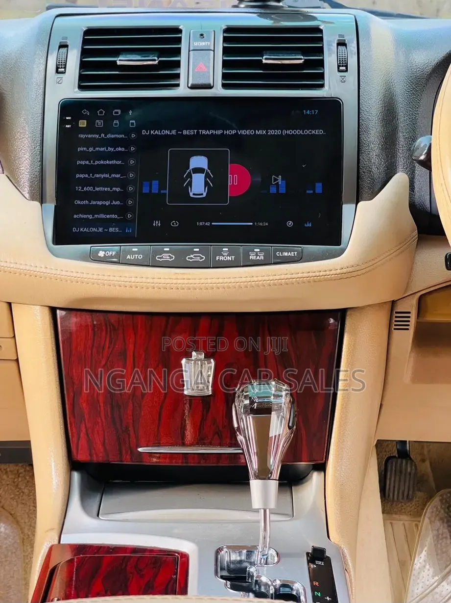 Toyota Crown 2011 Silver