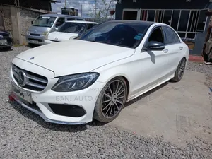 Mercedes-Benz C-Class 2014 White