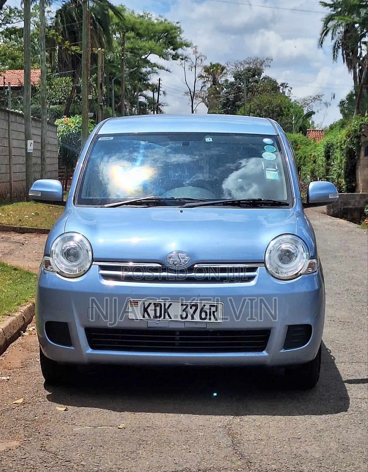 Toyota Sienta 2015 Blue