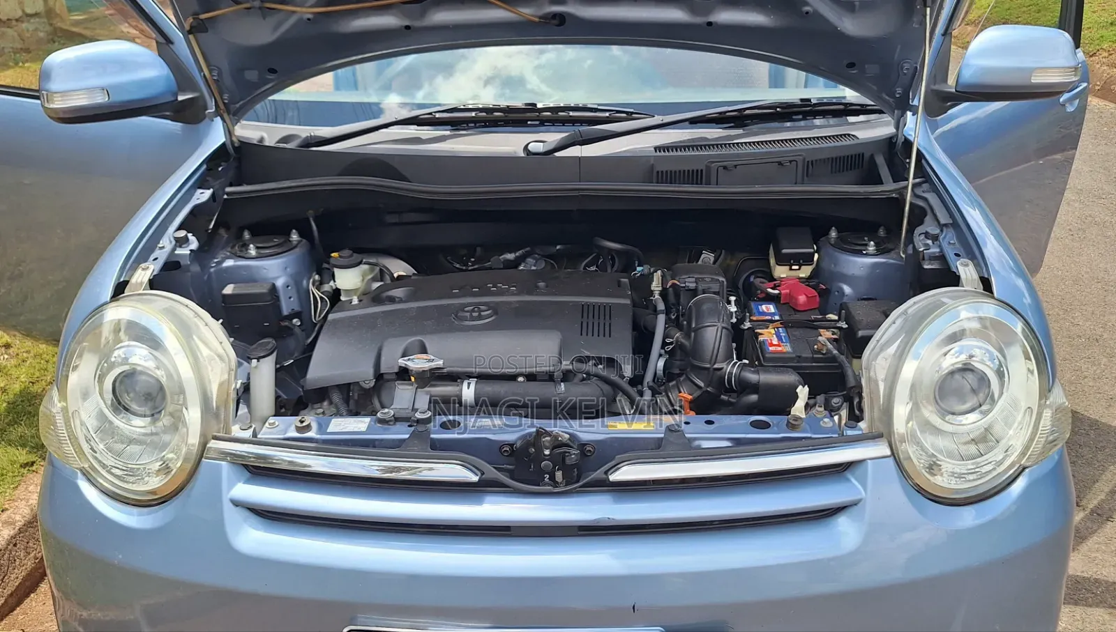 Toyota Sienta 2015 Blue