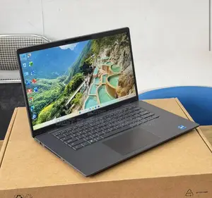 Laptop Dell Latitude 7520 16GB Intel Core i5 SSD 256GB