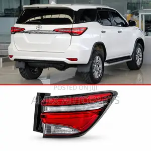 Rear Lamp Toyota Fortuner LED W/Sequential Turn Signal 2020