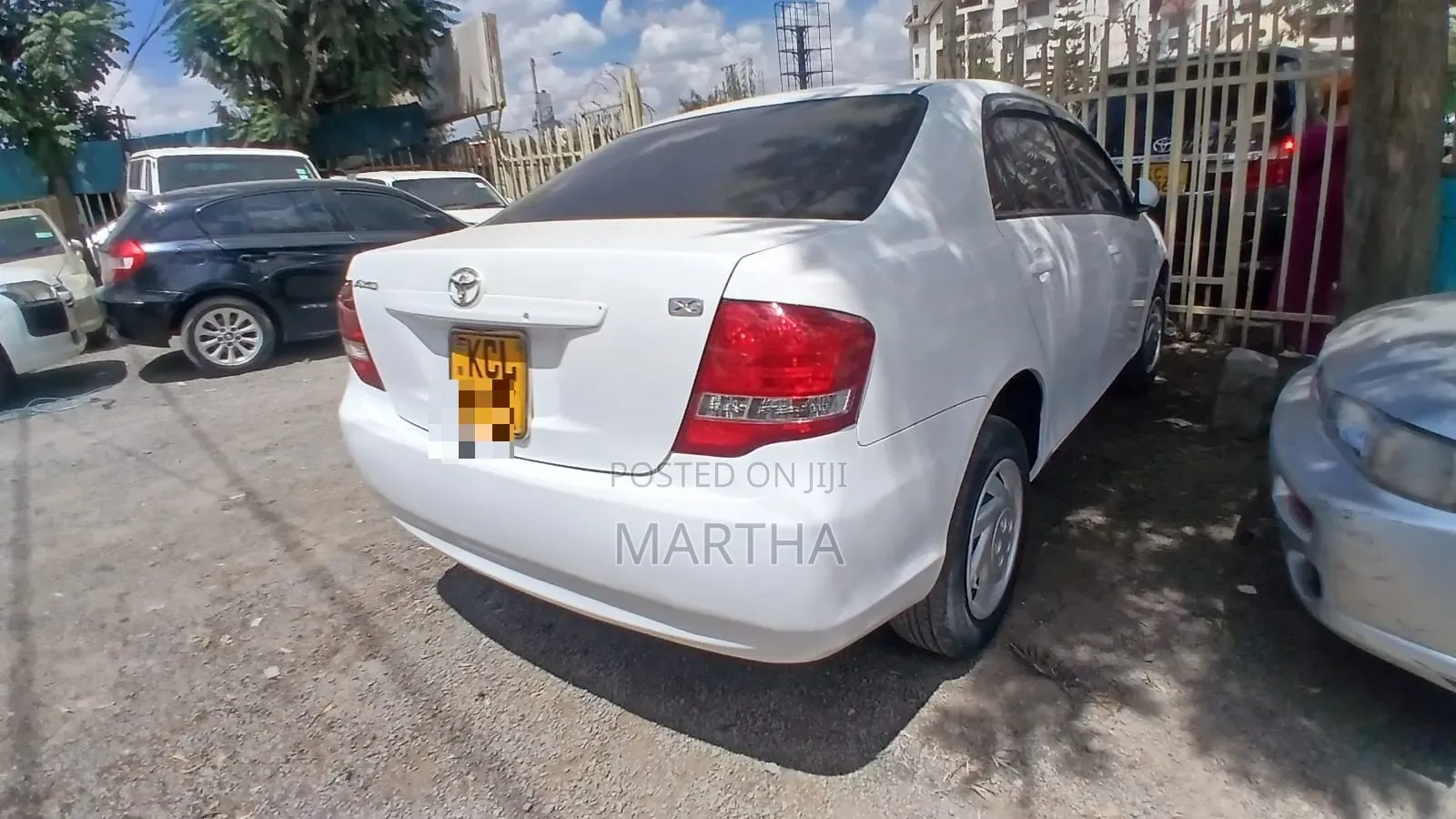 Toyota Axio 2010 White
