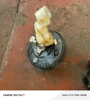 Brake Booster Toyota Axio