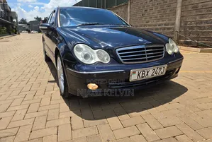 Mercedes-Benz C230 2006 Blue