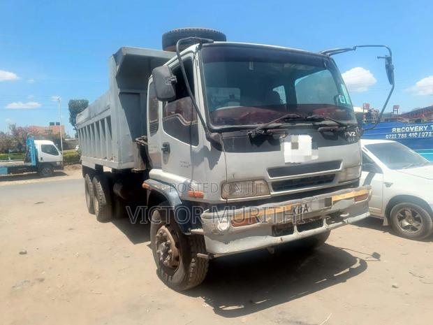 Isuzu FVZ 2007 Grey - main view