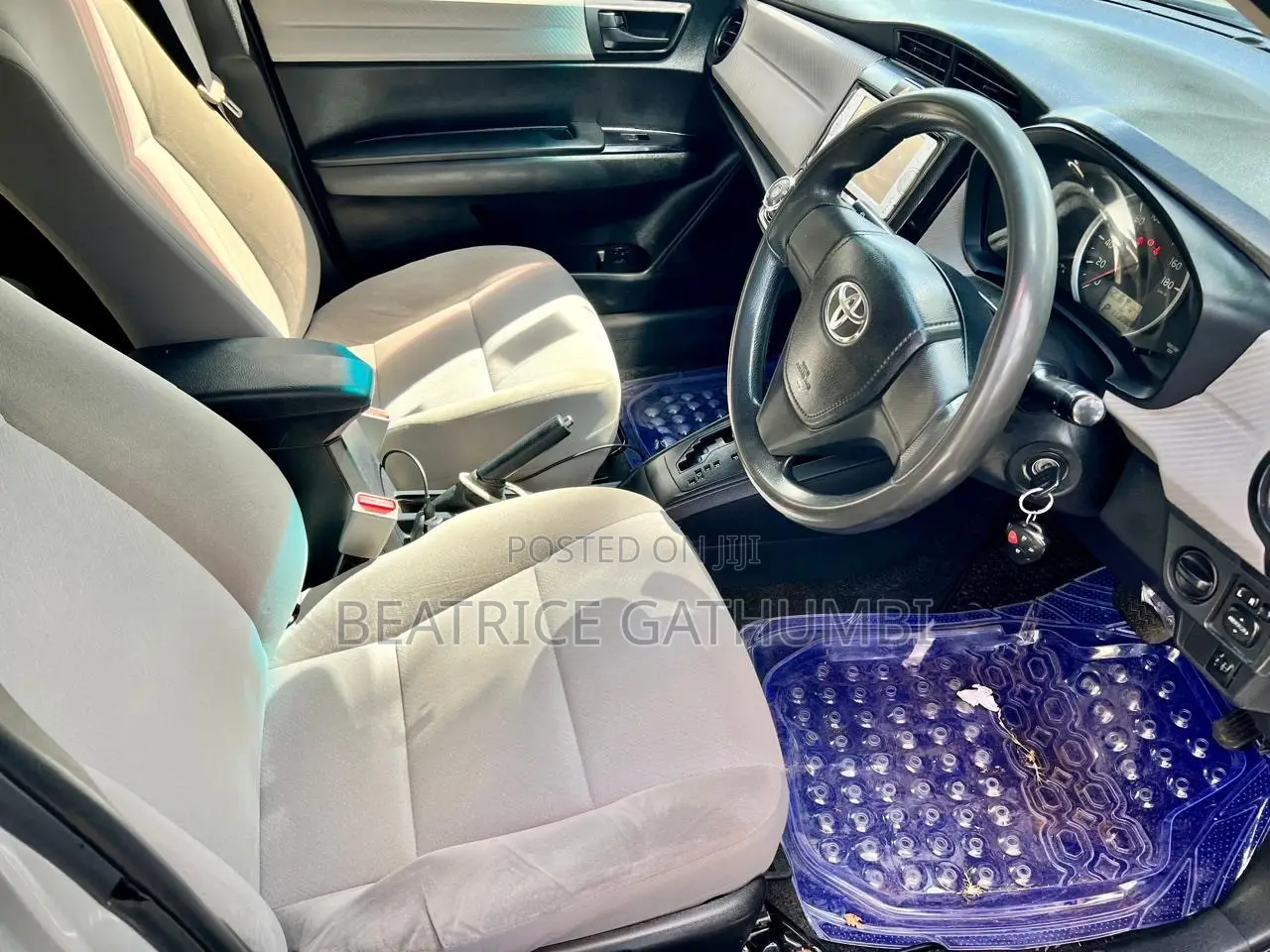 Toyota Axio 2014 Silver