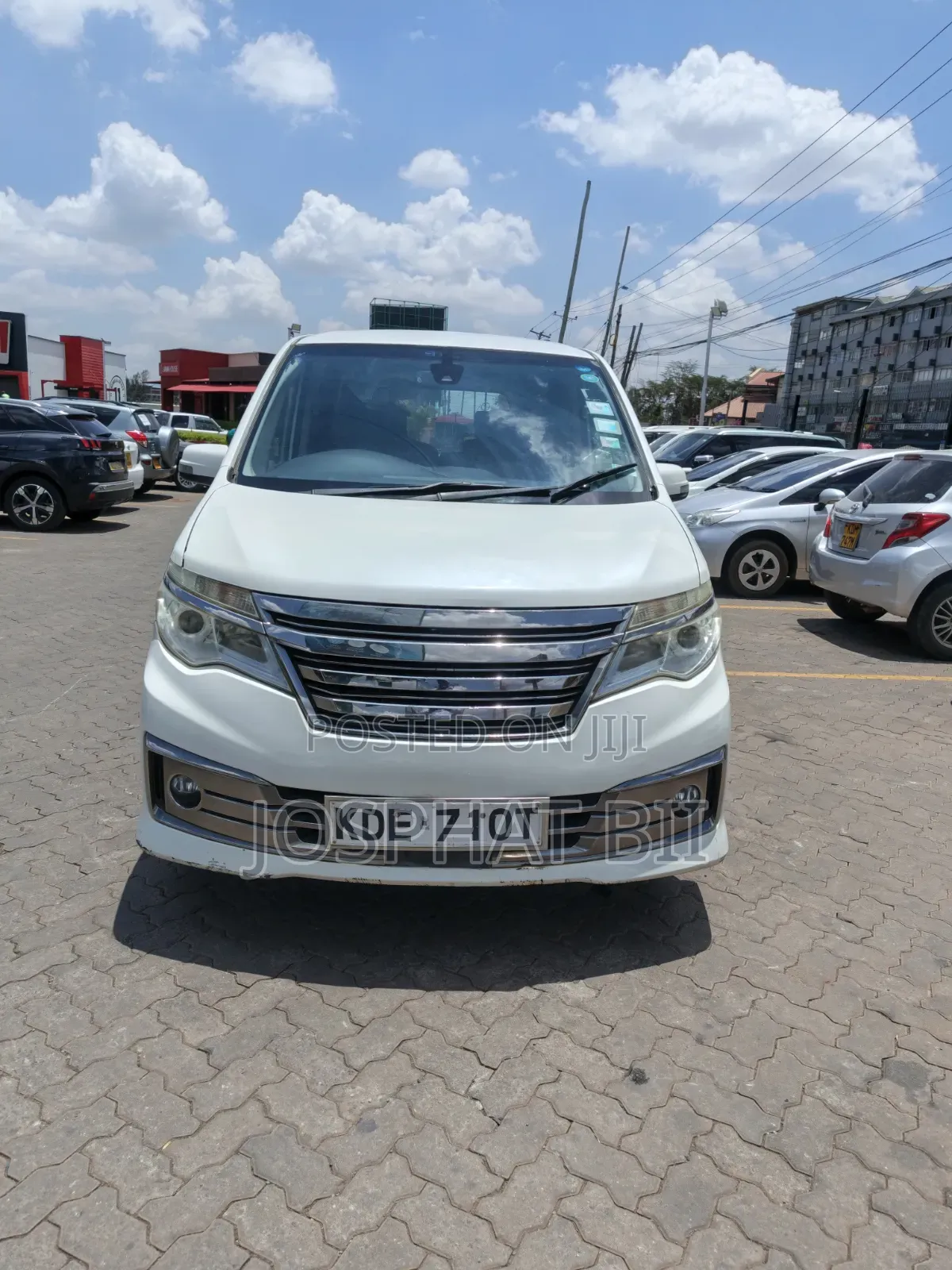 Nissan Serena 2014 White