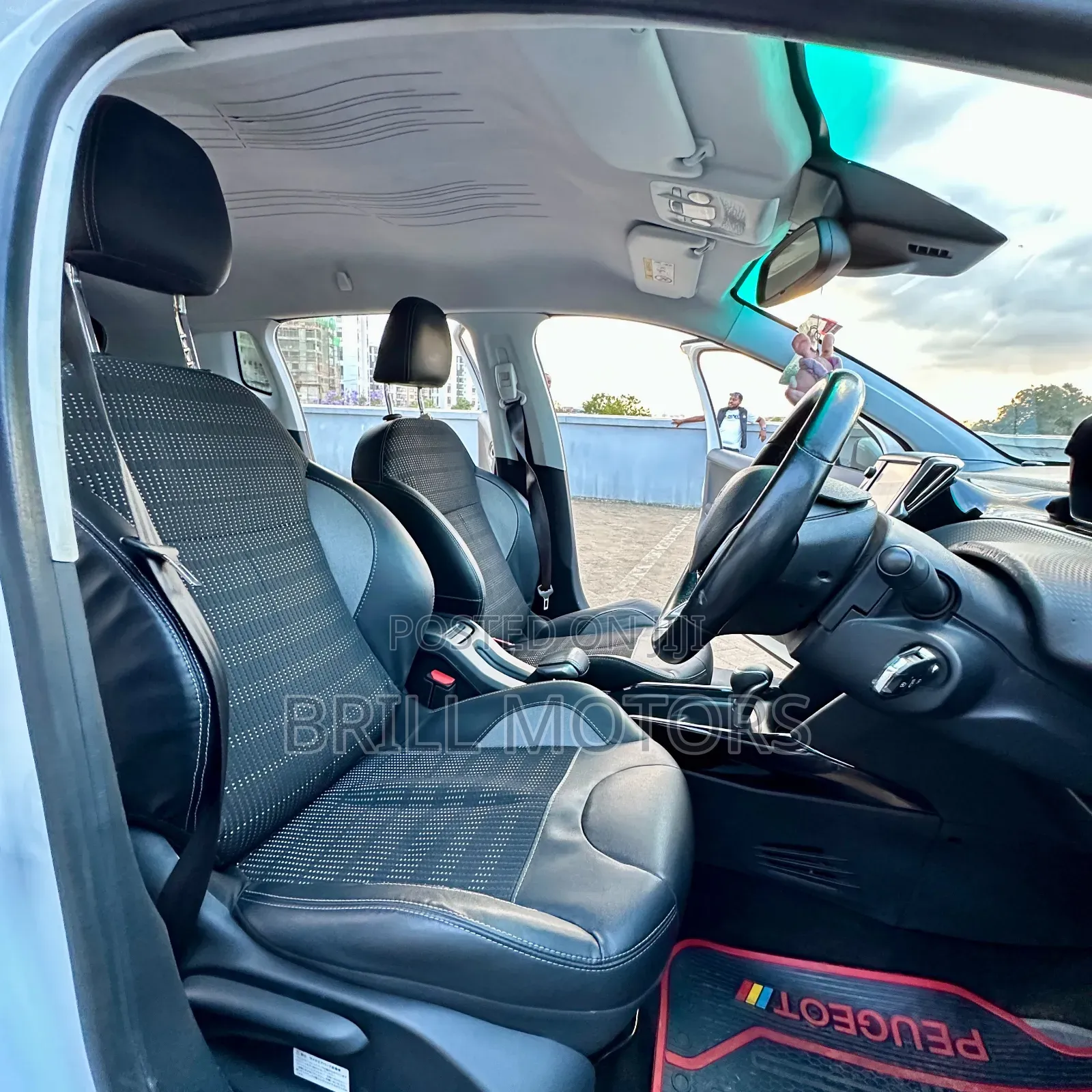 Peugeot 2008 2018 White