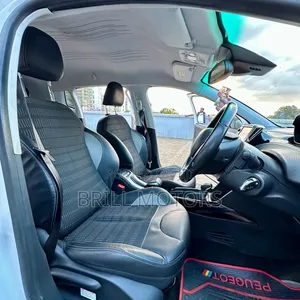 Peugeot 2008 2018 White