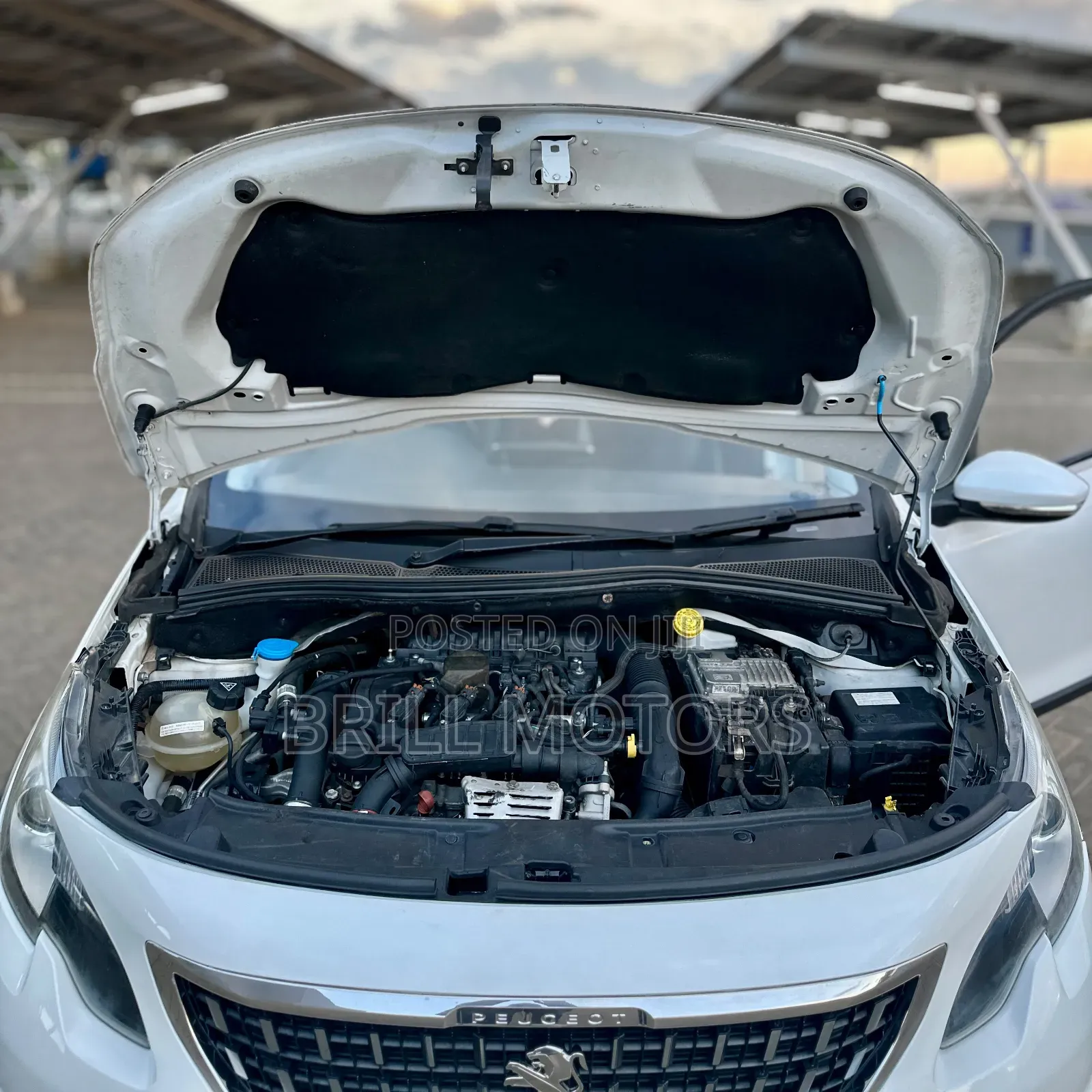 Peugeot 2008 2018 White