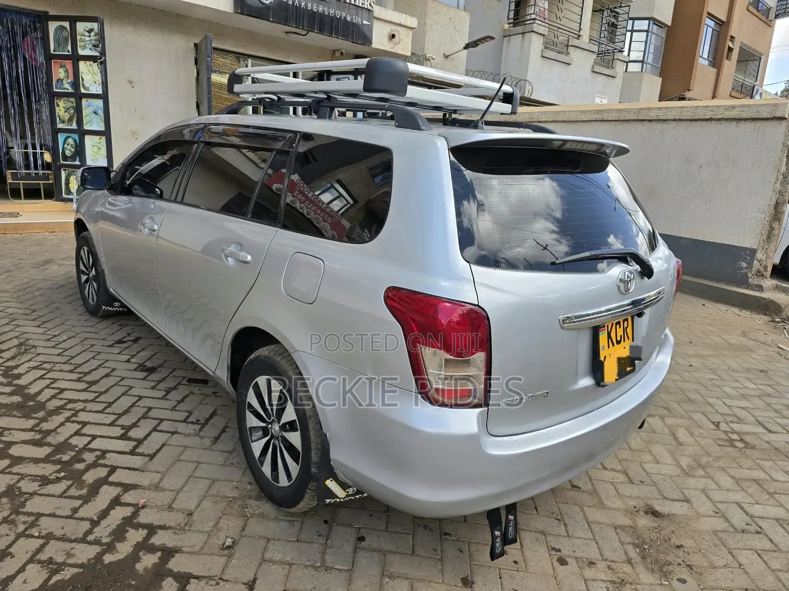 Toyota Corolla Fielder 2011 Silver