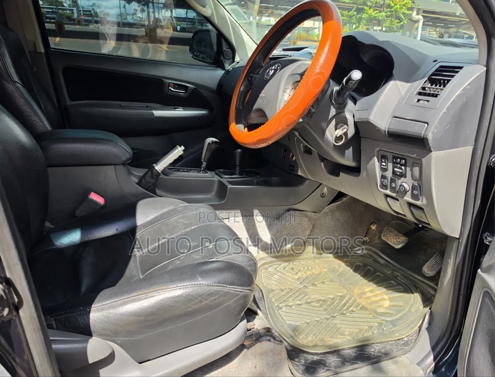 Toyota Hilux 2012