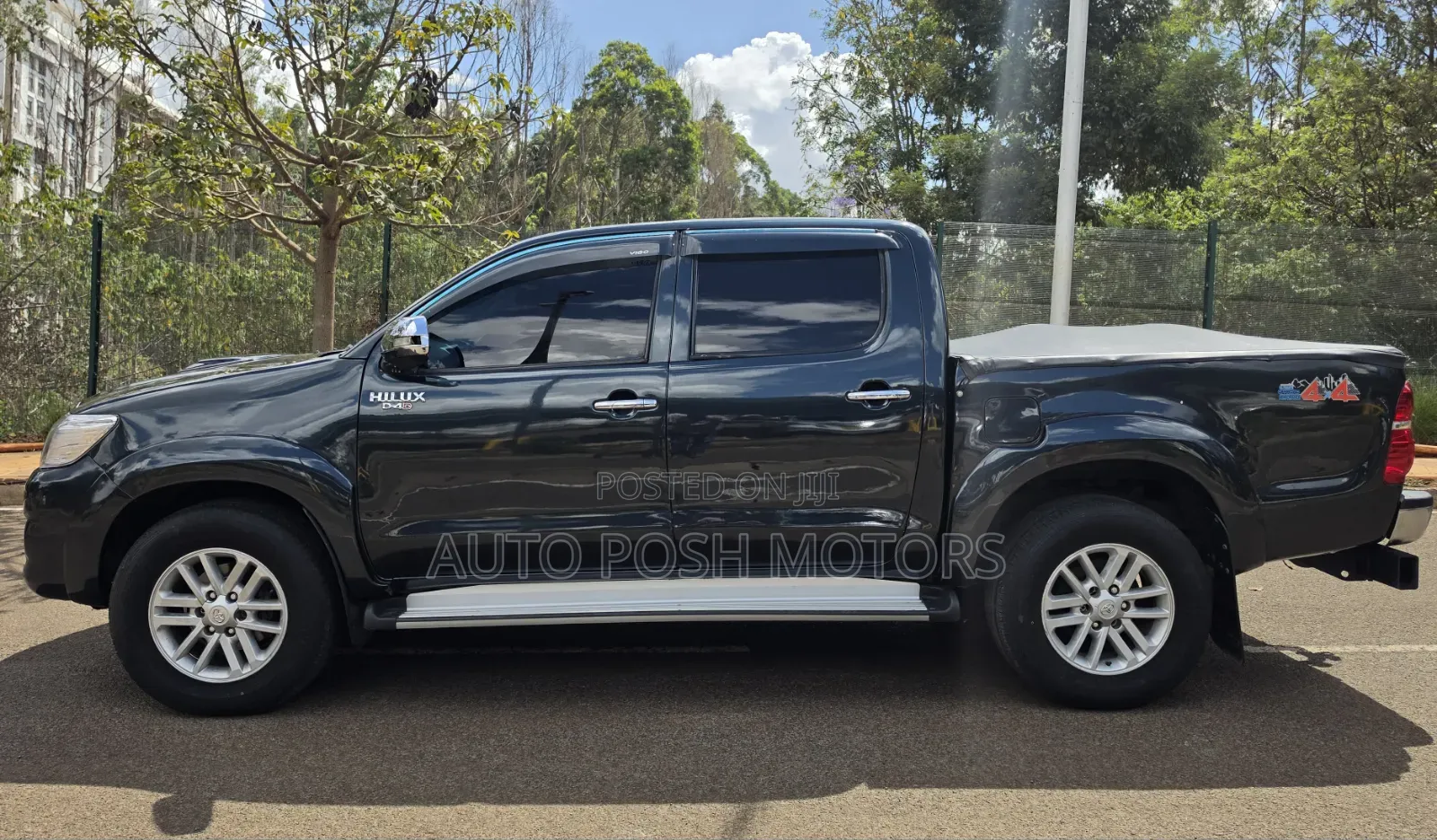 Toyota Hilux 2012